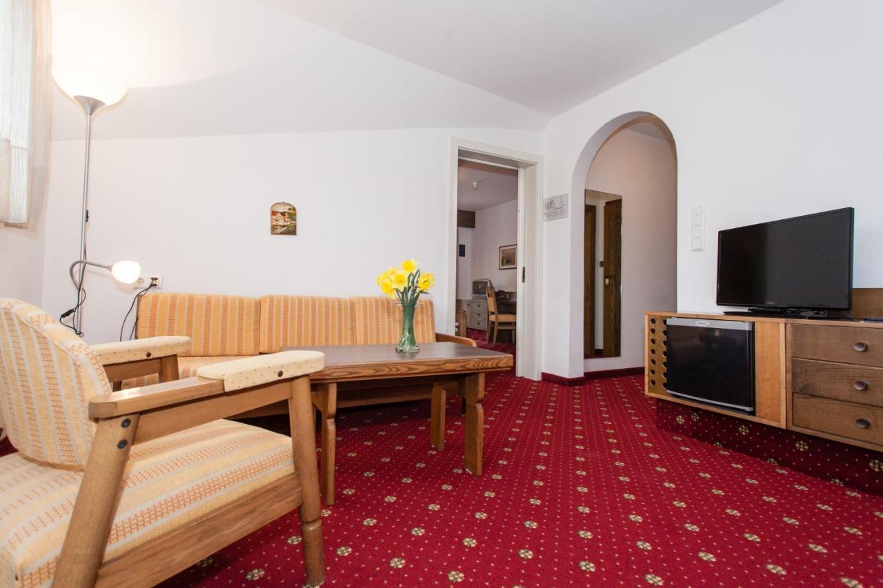 Hotel Am Wolfgrubenersee Soprabolzano Szoba fotó